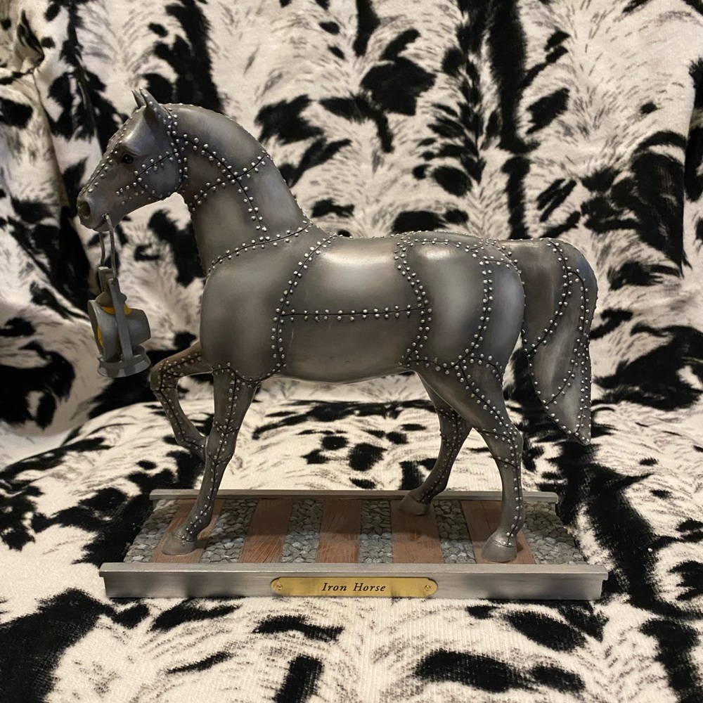 Trail of Painted Pony.Iron Horse.